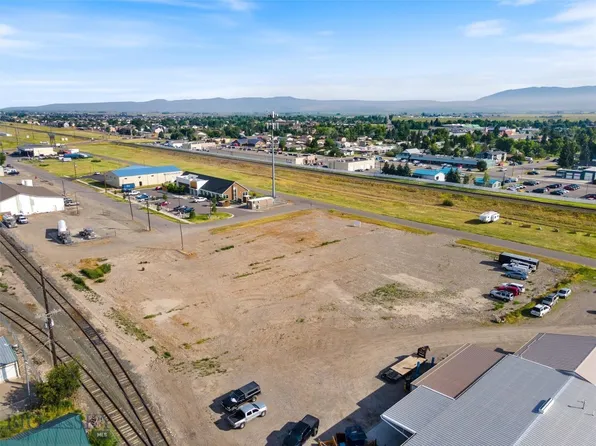 110 W Northern Pacific Ave, Belgrade, MT 59714