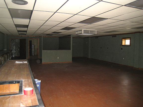 2nd image of 812 N Milam St
