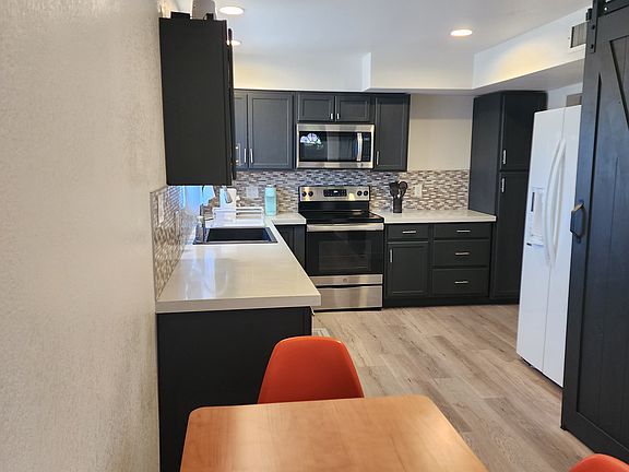 4th image of 2700 E Hacienda Ave #A