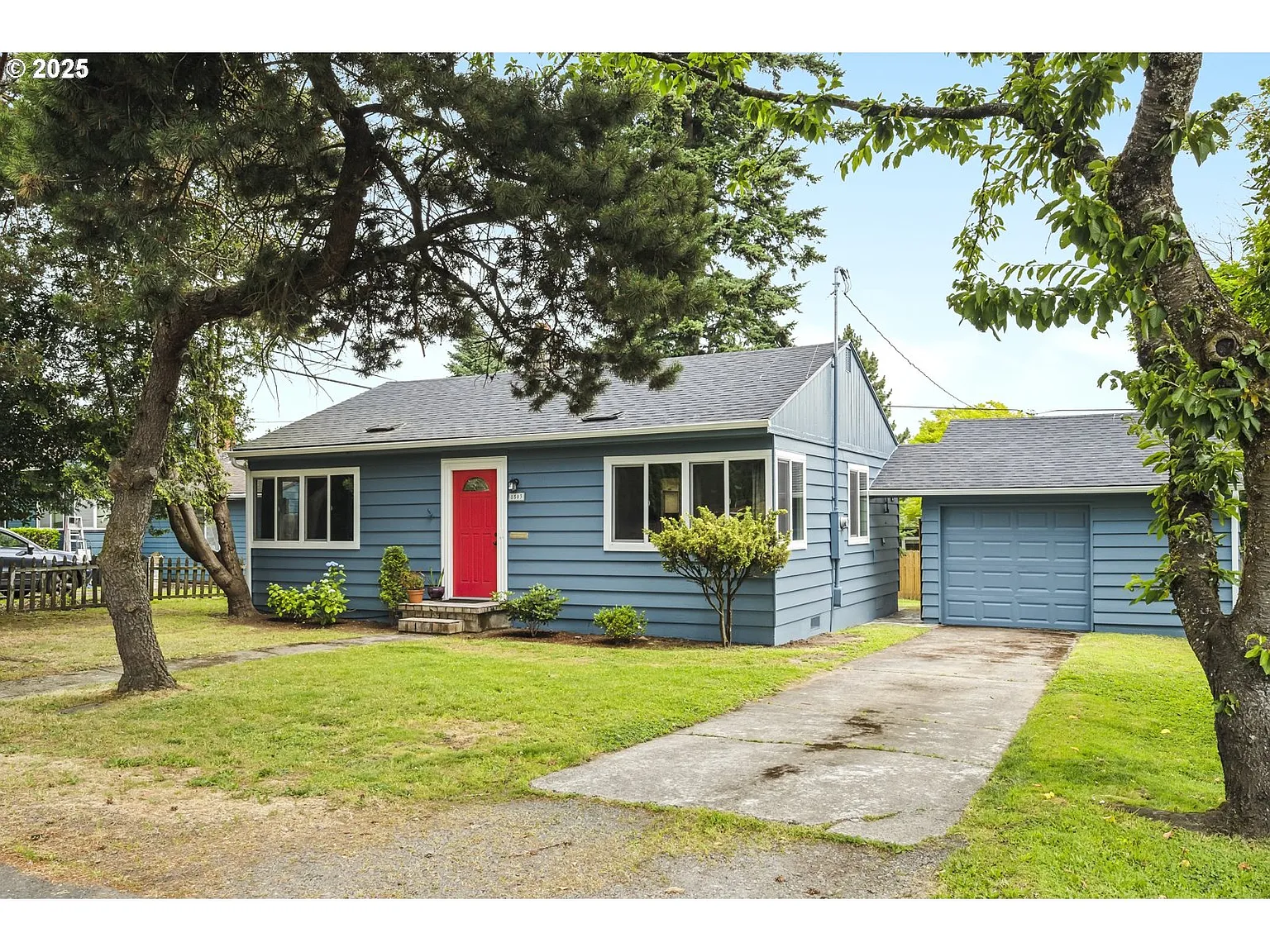 8503 NE Humboldt St photo 1