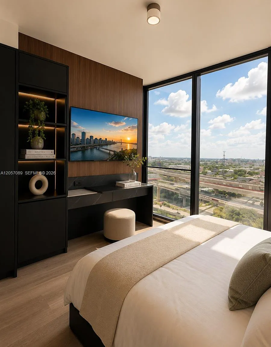 E11even Residences — Photo 4