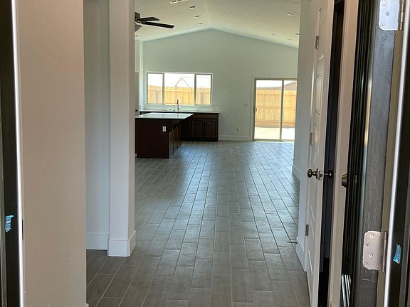 5th image of 6067 E Tulare St