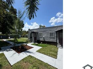 25 SW 10th St #4, Dania, FL 33004