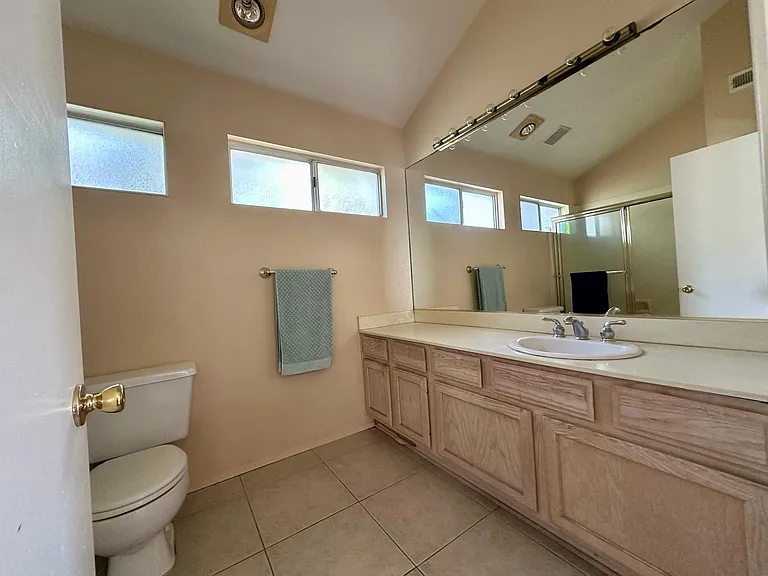 1445 Grand Ave #A — Photo 23