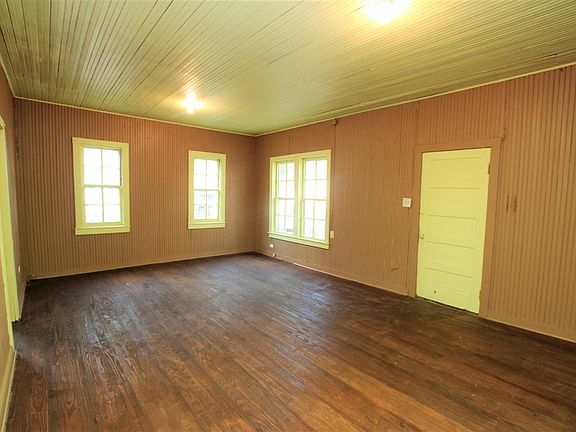 4th image of 313 San Jorge Ave