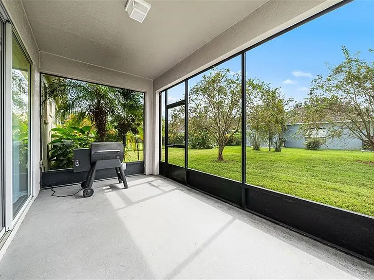 6520 Bridgecrest Dr — Photo 26