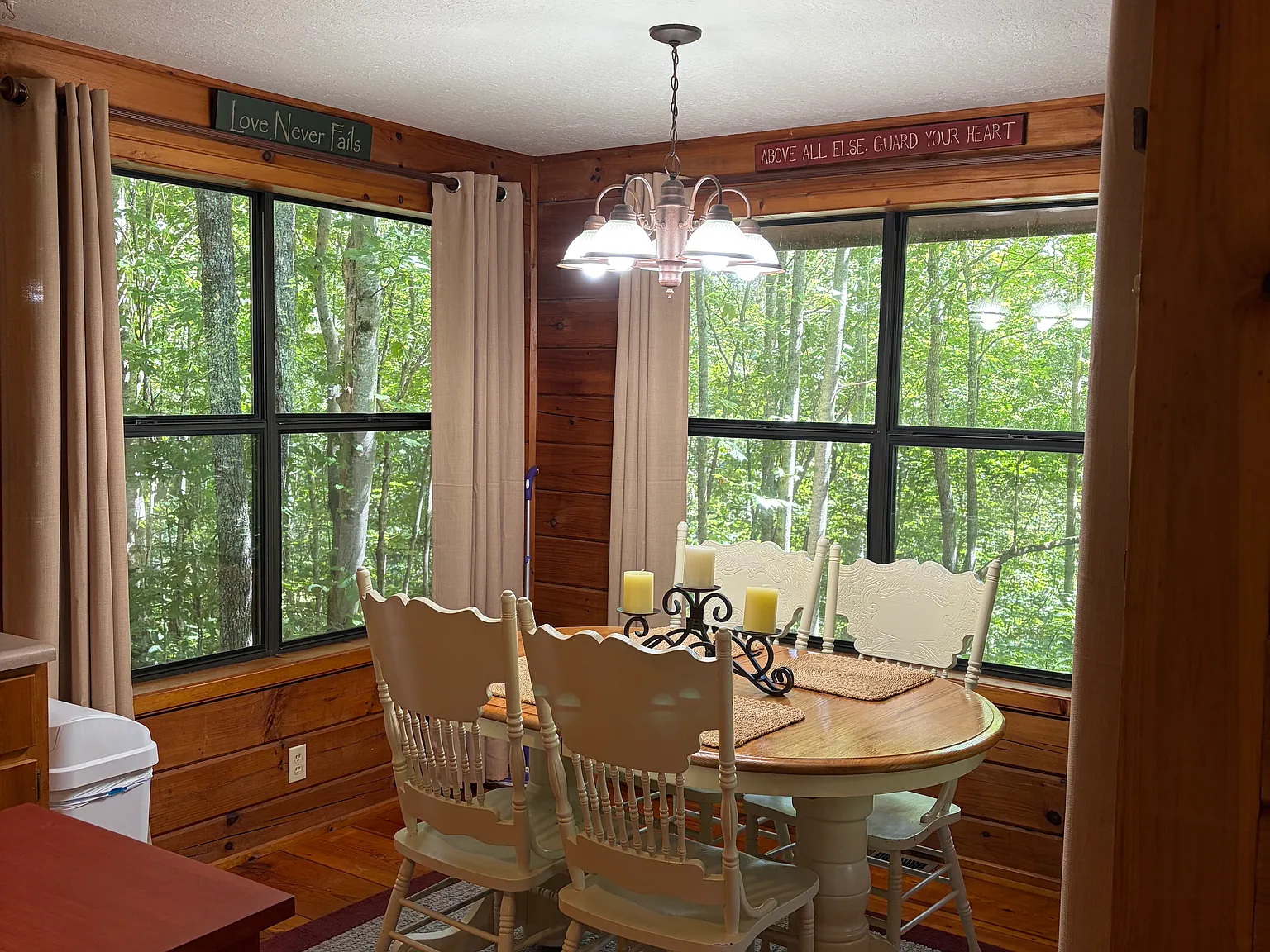 2 bed, 704 sqft, $1,550 — Photo 3