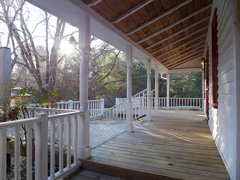 917 Phils Creek Rd — Photo 20