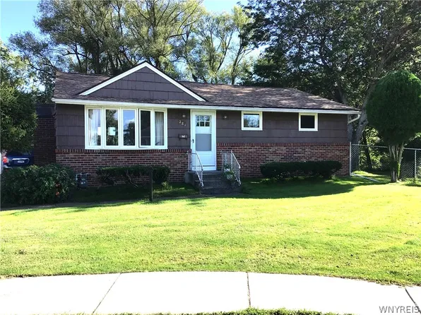 281 Orchard Pl, Lackawanna, NY 14218