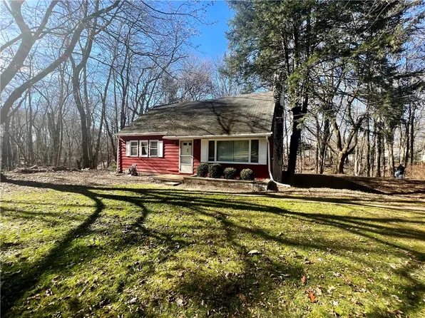 2009 Pulaski Rd, New Castle, PA 16105