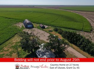 128 N Rd S, Ulysses, KS 67880