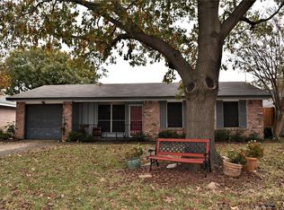 2004 William Ln, Carrollton, TX 75006