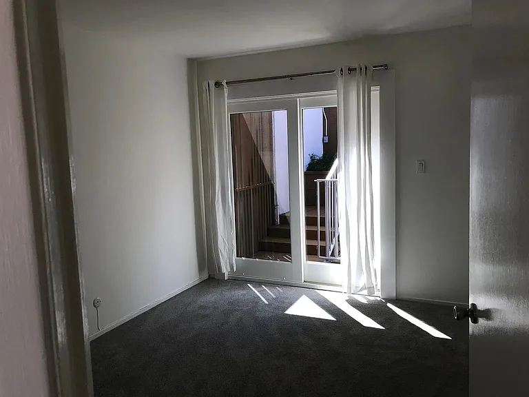 1414 Noe St — Photo 10