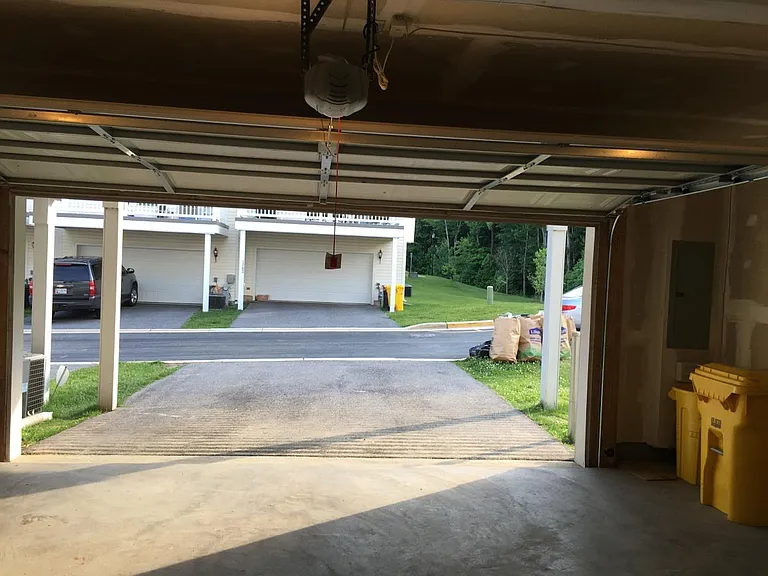 2 Cara garage