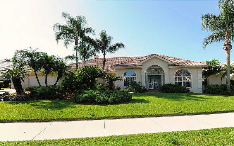1st image of 8527 Woodbriar Dr
