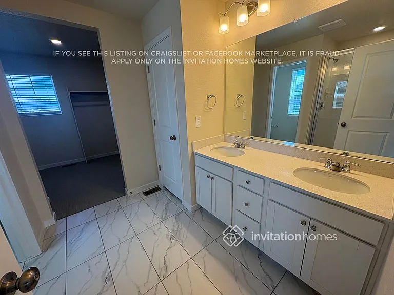 899 Harvard St — Photo 9