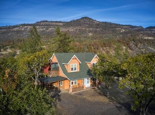 6886 Lost Creek Rd, Eagle Point, OR 97524