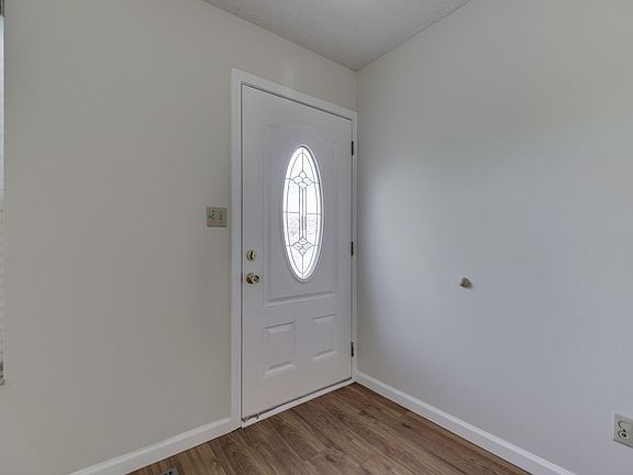 4th image of 7463 Woodshire Pl