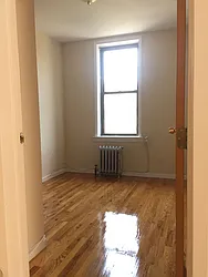 Rented by Metroline Realty