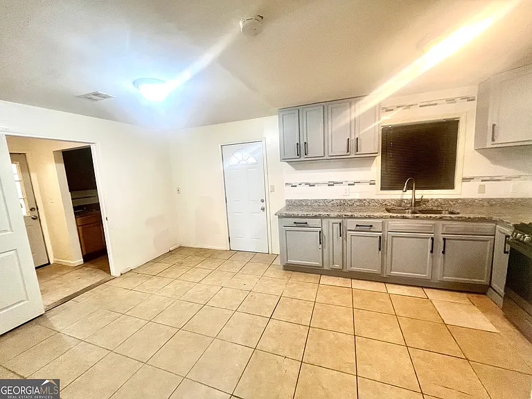 291 Terry Ct — Photo 5
