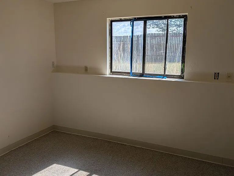 6675 Brook Forest Dr — Photo 10
