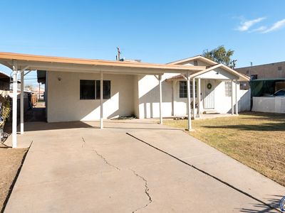 1050 W Commercial Ave, El Centro, CA, 92243