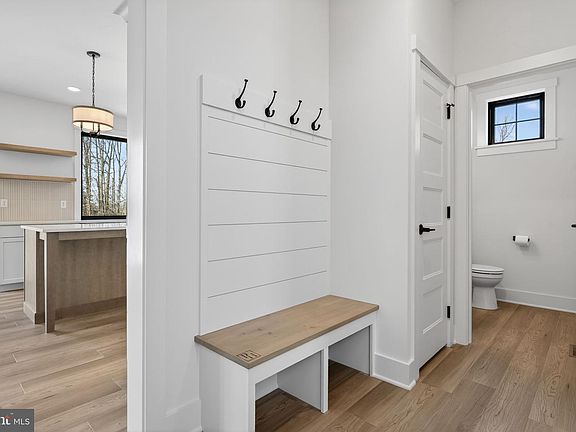 7th image of this home