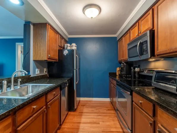 79 E Ridge Road #208, Southwest Harbor, ME 04679