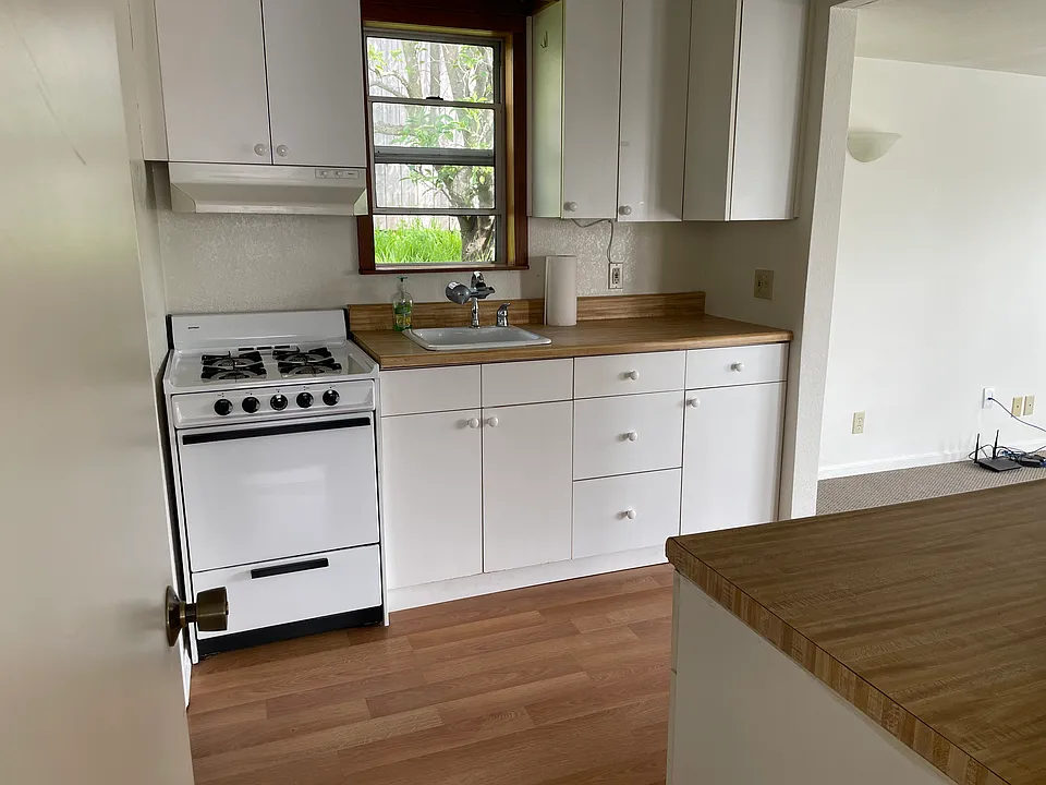 Propane stove, microwave, fridge included.
Lots of cabinet space