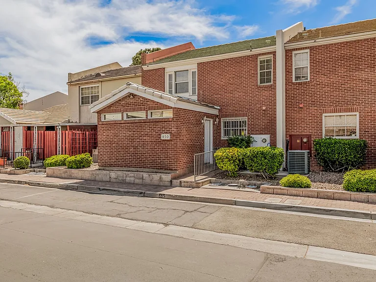 850 Tam O Shanter — Photo 32