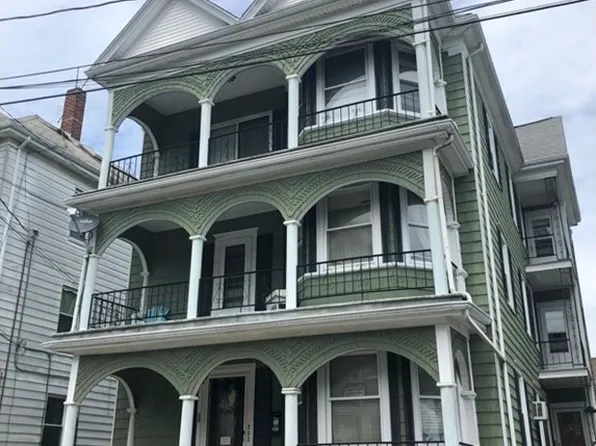 33 Sidney St, New Bedford, MA