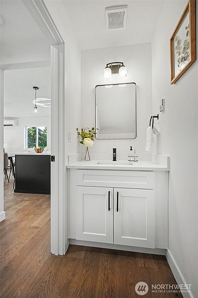 5th image of 5610 Rockefeller Avenue #3