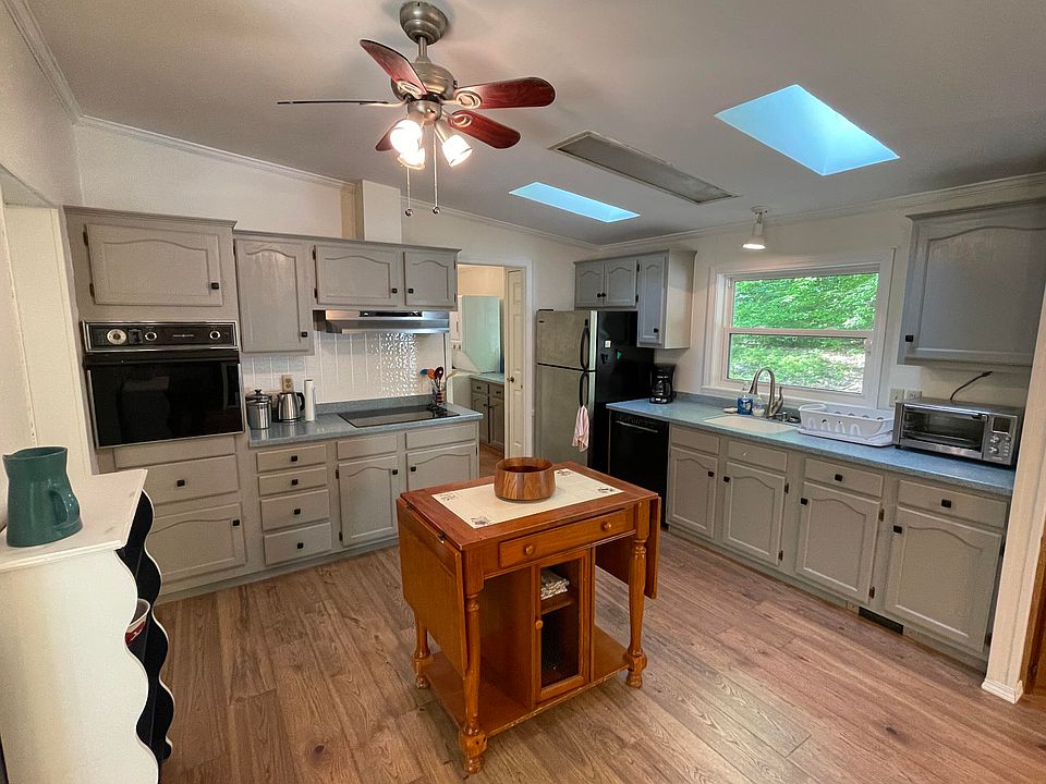 202 Shore Rd Oxford ME Zillow