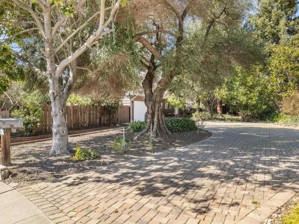 3535 Ferry Ln, Fremont, CA 94555