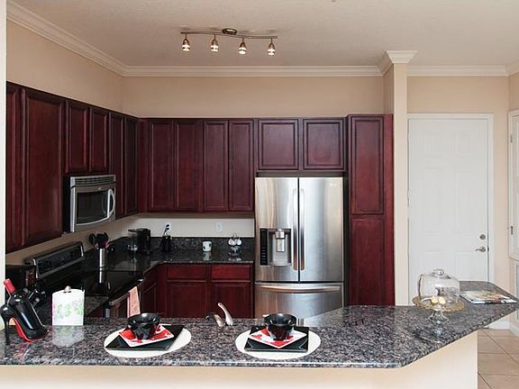 5th image of 4415 Ethan Ln #30-102