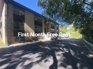 3119 Grand Ave APT 10, Des Moines, IA 50312