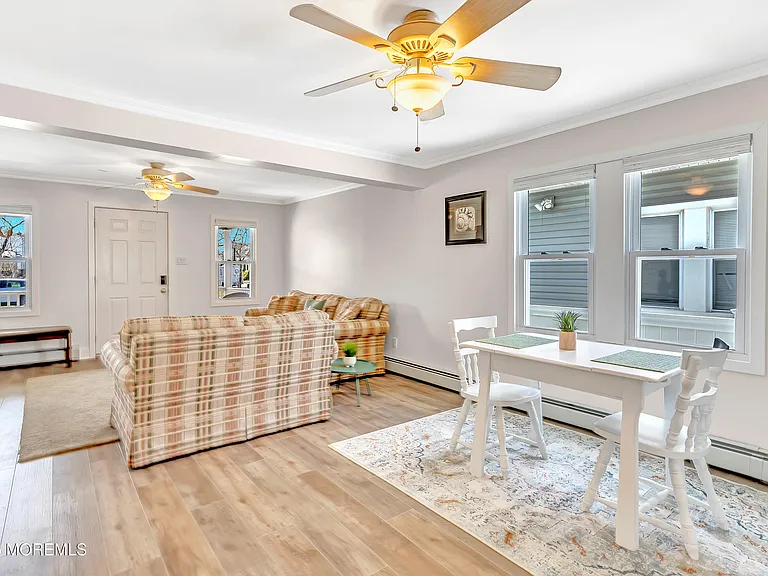 320 Ocean Park Ave — Photo 12