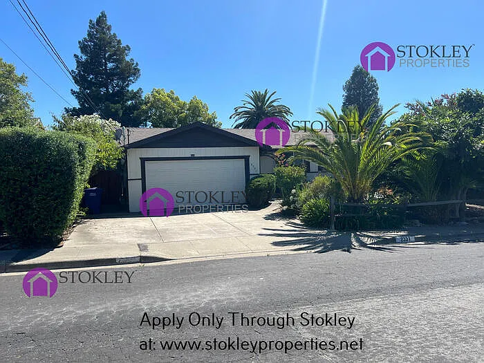 2331 Saint George Dr — Photo 8
