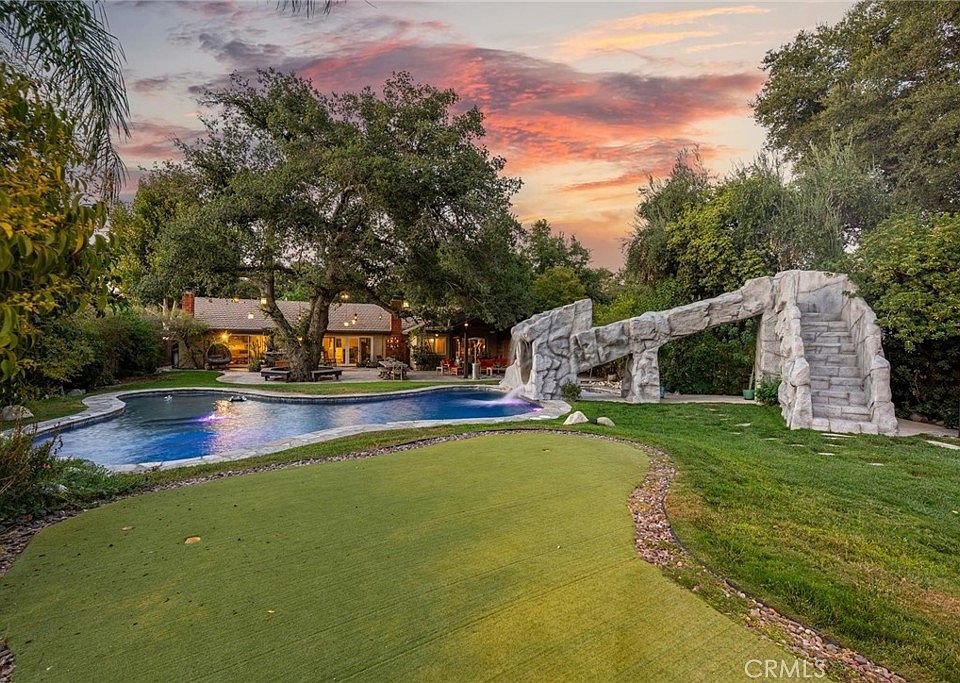 1st image of 21356 Placerita Canyon Rd