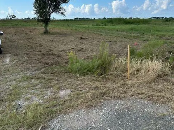 6237 W Creole Hwy, Cameron, LA 70631