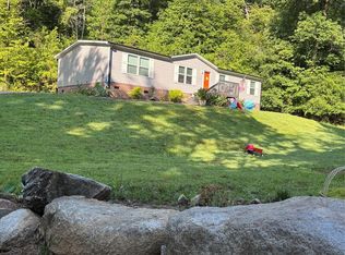 2877 Shannon St, Sharon, SC 29742