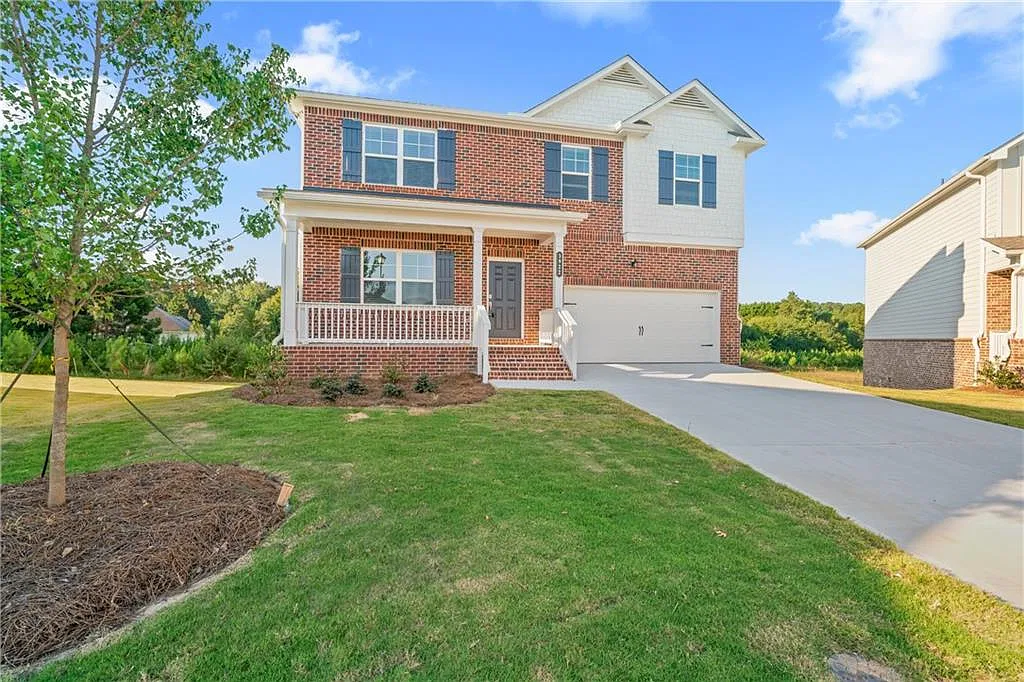 4 bed, 2.5 bath, 2540 sqft, $2,600 — Photo 2