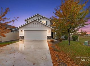 3181 N Saratov Way, Kuna, ID 83634