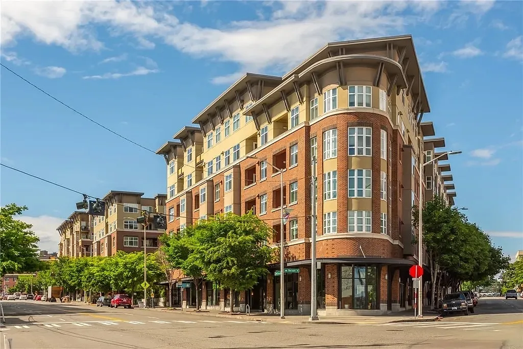 1 bed, 833 sqft, $2,900 — Photo 2