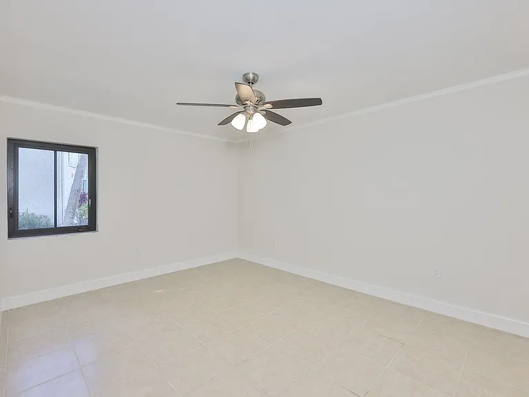 11502 7th Ln N #1401 — Photo 9