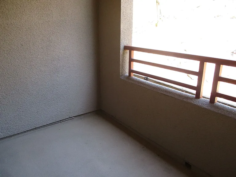 200 Caldecott Ln #113 — Photo 22