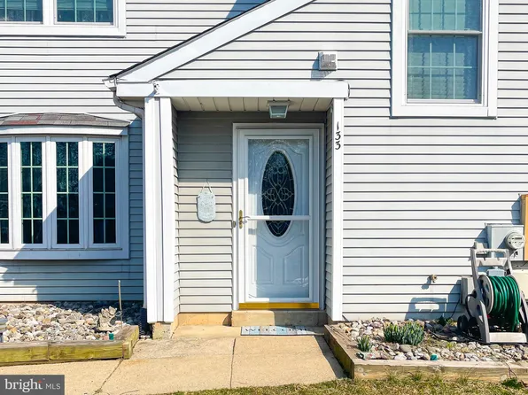 133 Carousel Cir, Doylestown, PA 18901