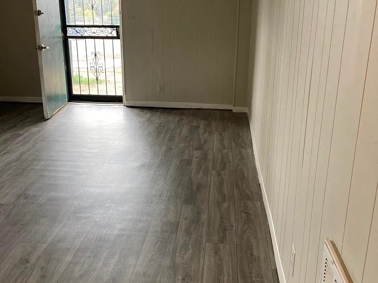 506 Lakeside St #C — Photo 5