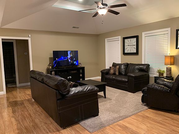 5th image of 638 N Brookstone Ct