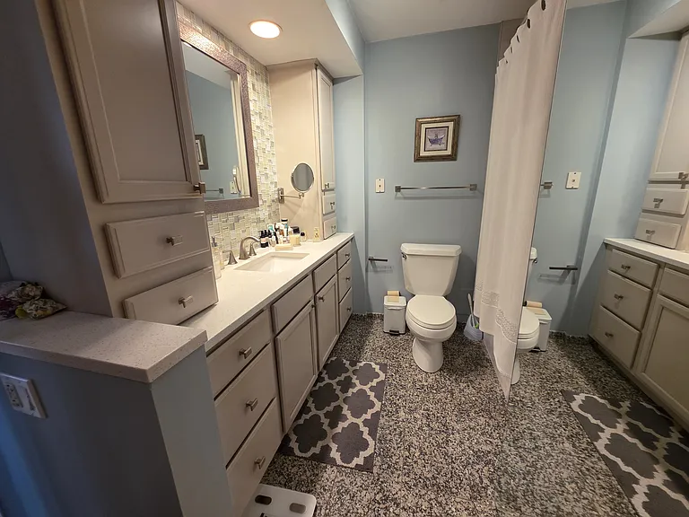 1313 N Ritchie Ct #403 — Photo 12